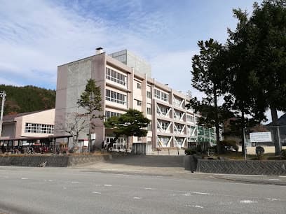 高山市立東山中学校