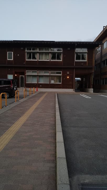 高山市立東小学校