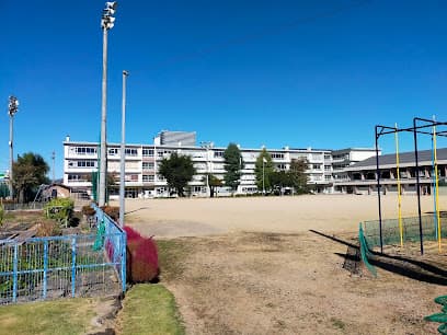 高山市立西小学校