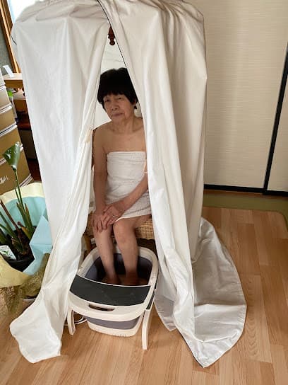 愛機ソフト整体・もみほぐし・よもぎ蒸し
